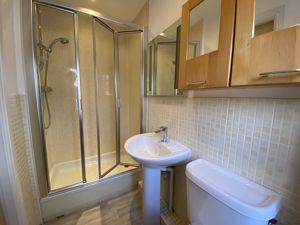 En-Suite- click for photo gallery